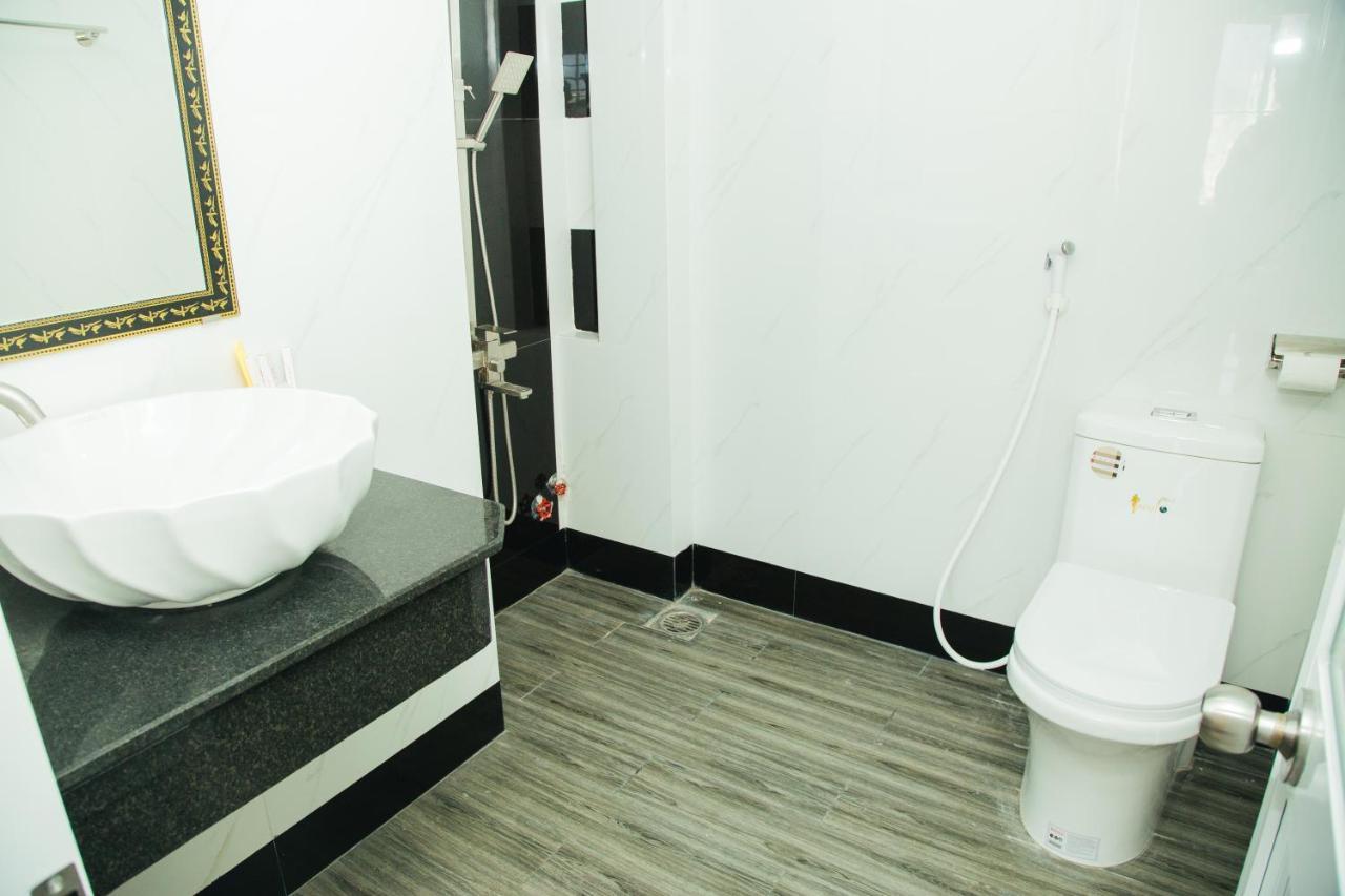 Ngoc Huong Hostel & Apartments 퀴논 외부 사진
